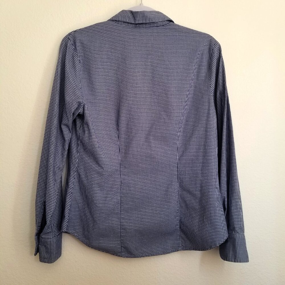 Womens GAP Long-Sleeve Fitted Shirt Sz M 100% Cotton Dark Navy Blu Houndstooth - Picture 2 of 15